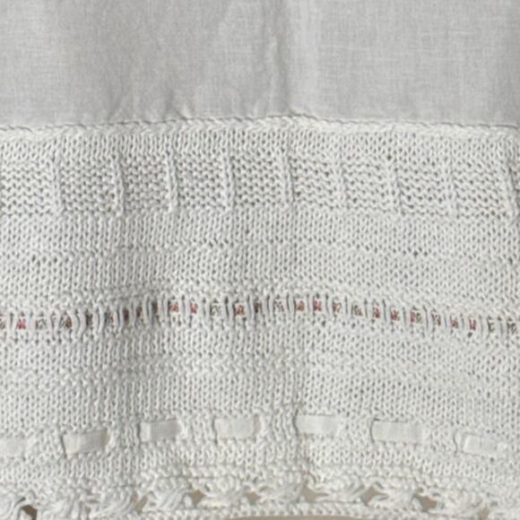 NWT Thyme Sleeveless Button Front Crochet Floral Detail Linen Blend Top Cream M - Picture 11 of 12